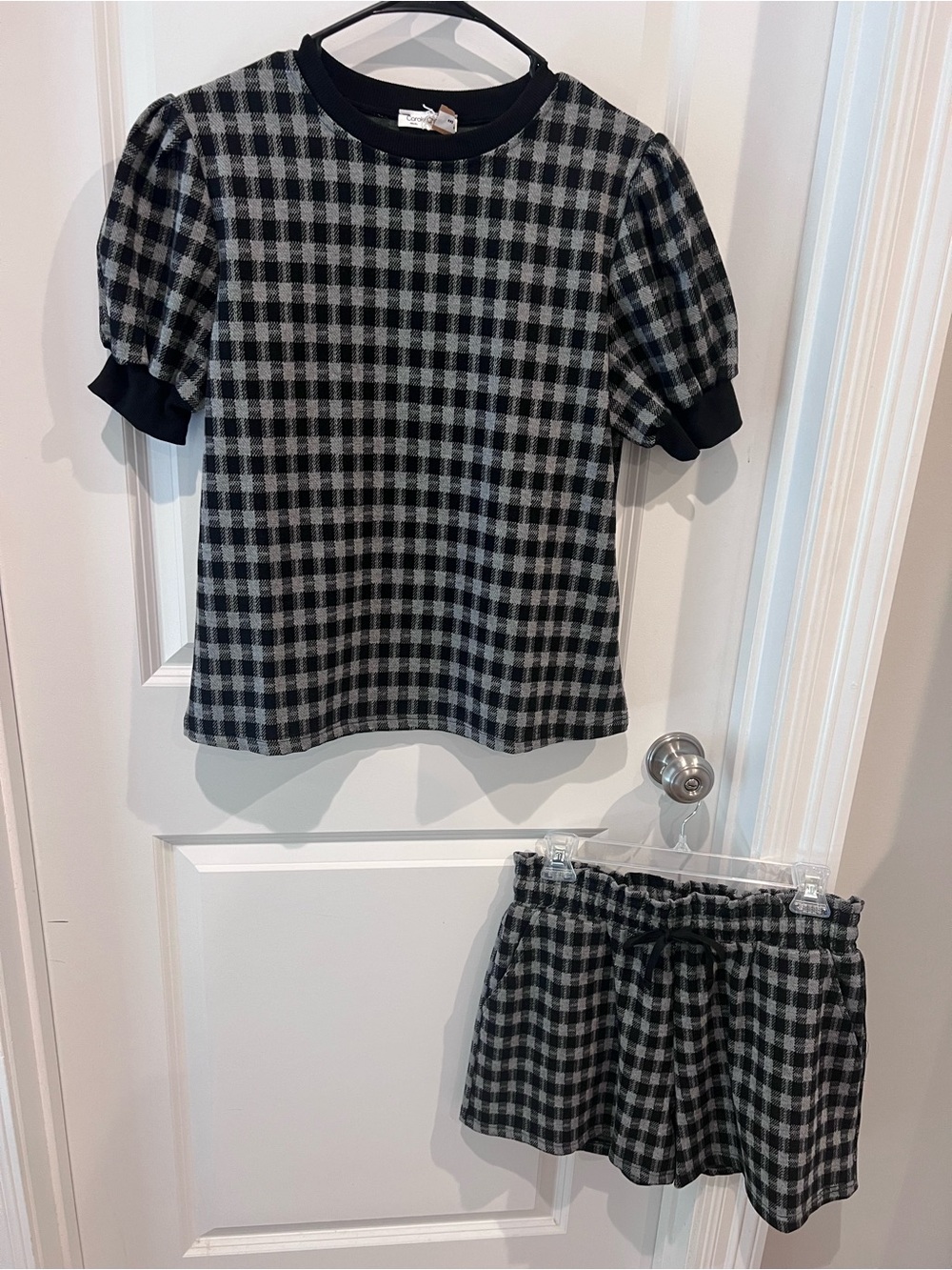 NWOT Carole Christian Short Set Size Medium